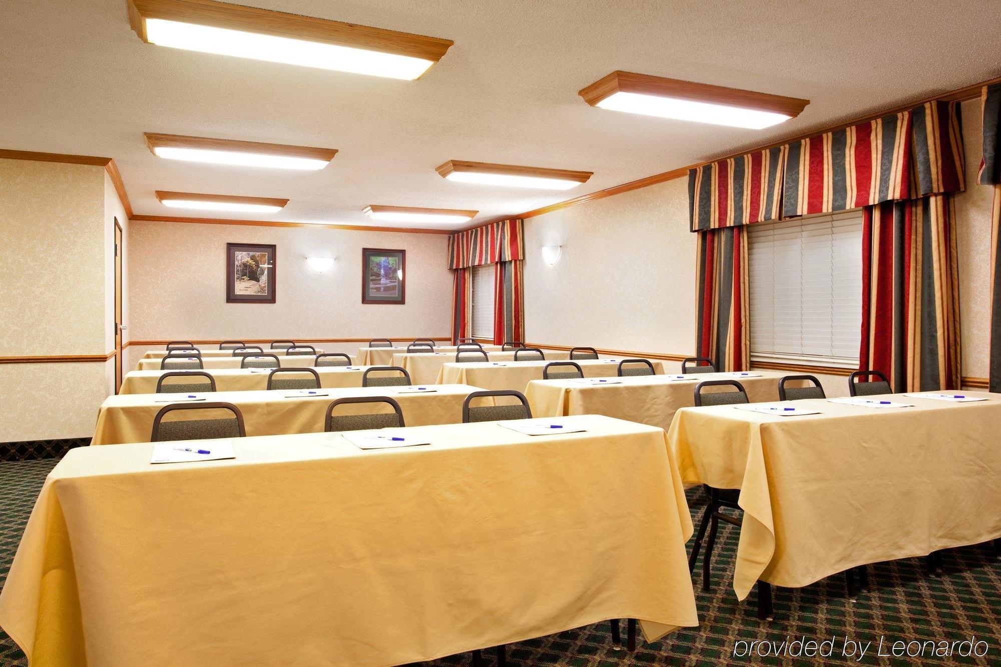 Comfort Inn Ottawa Starved Rock Area Удобства фото